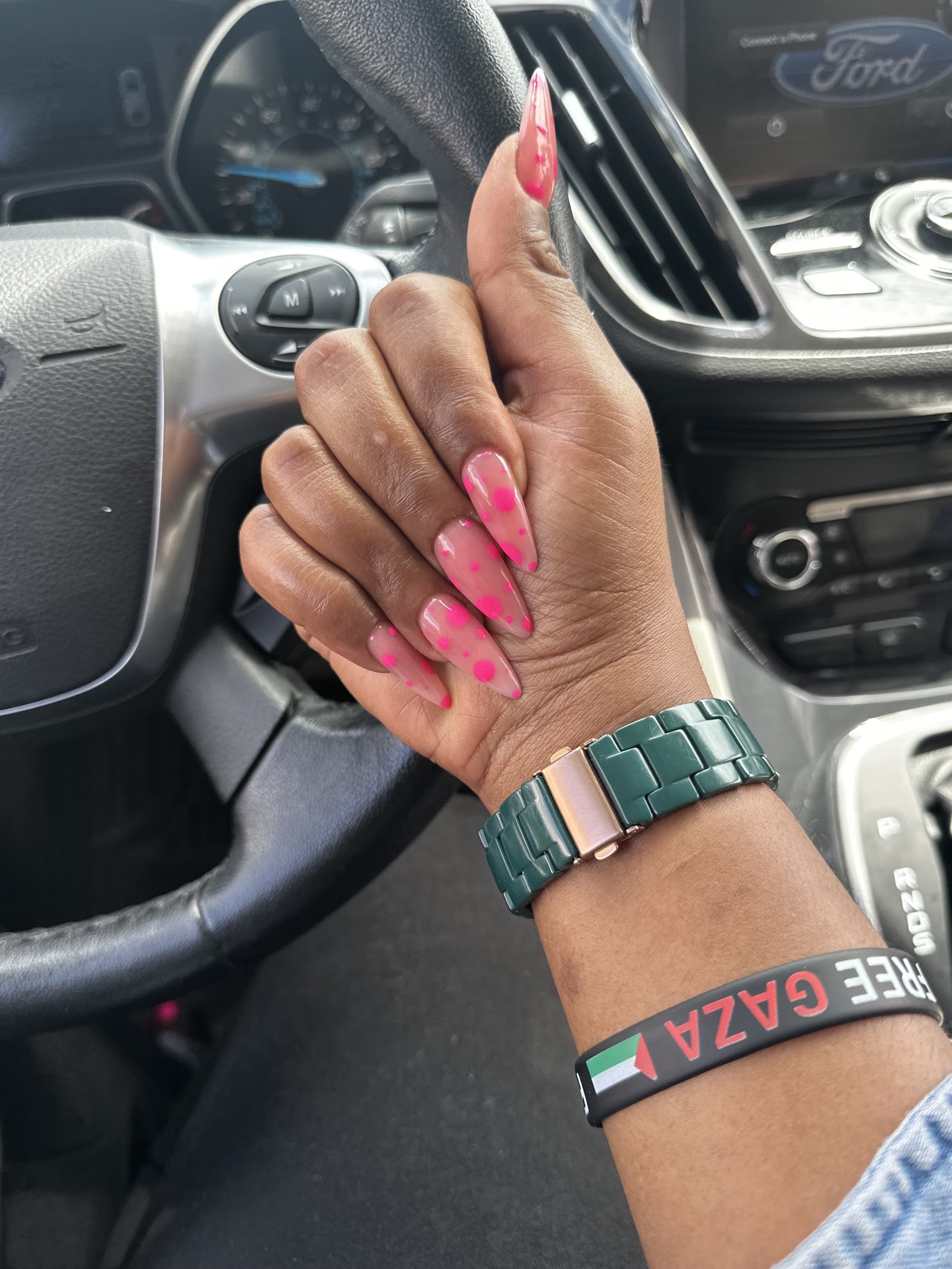 Pynk Smoke LLC nail photo 3